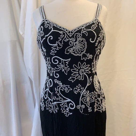 MON Cheri Black Beaded Dress Prom Evening Formal S/M - Picture 3 of 9